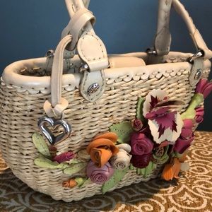 Brighton Bags - Brighton straw bag with leather flowers Brighton Bags - Brighton straw bag with leather flowers